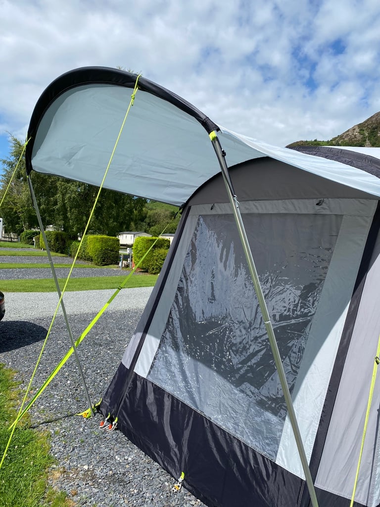 Dometic Leggera 220 S Awning with addition Porch, carpet& groundsheet 