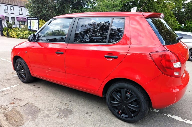 2012 Skoda Fabia 1.2 TSi DSG Automatic 5dr. 99800 Miles. PX OK. CHEAP on Fuel. HATCHBACK Petrol A...