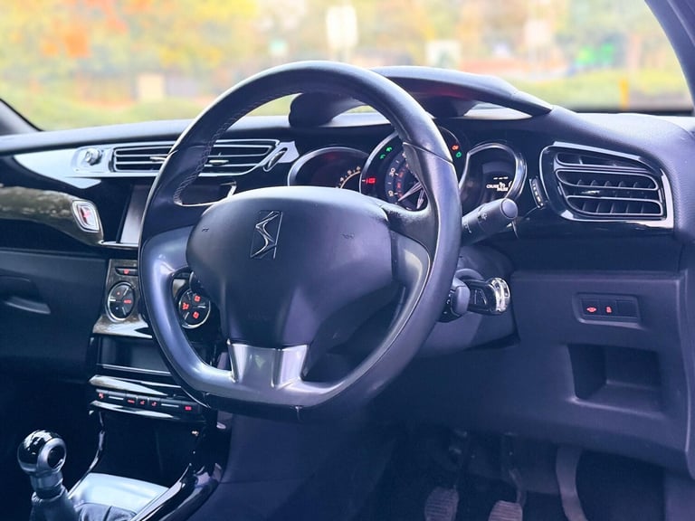 2018 DS Automobiles DS 3 1.2 PureTech Connected Chic Euro 6 3dr HATCHBACK Petrol Manual