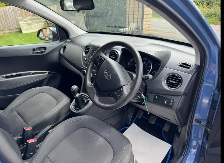 2017(67) HYUNDAI i10 1.0 SE FSH LONG MOT JUST SERVICED RUNS/DRIVES GREAT BARGAIN