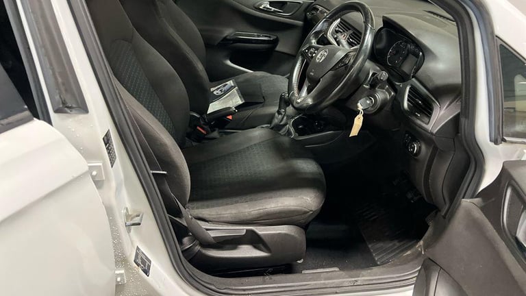 2015 Vauxhall Corsa 1.2i Design Hatchback 5dr Petrol Manual Euro 6 (70 ps) HATCHBACK Petrol Manual