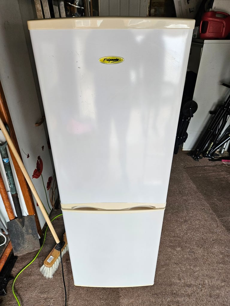 Fridge freezer
