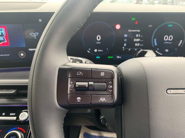 2025 Hyundai Santa Fe 1.6 TGDi Hybrid Calligraphy 5dr 4WD Auto ESTATE Petrol/Electric Hybrid Auto...