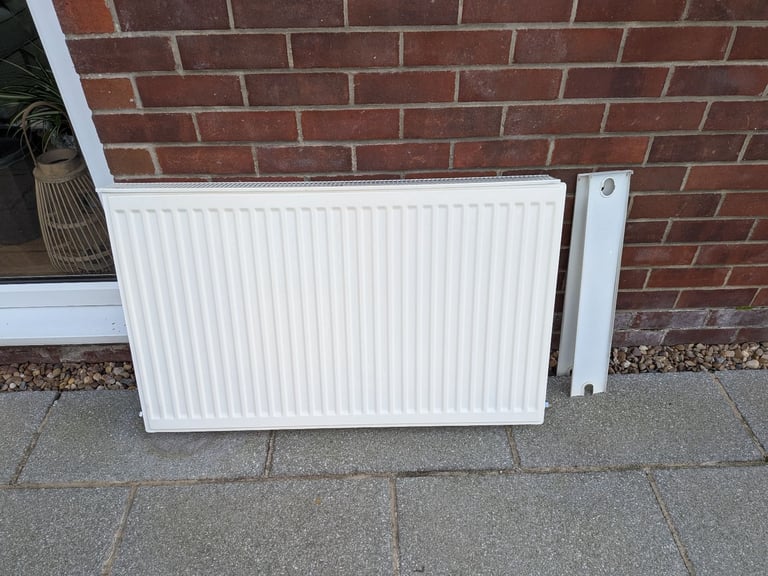 Medium white radiator 