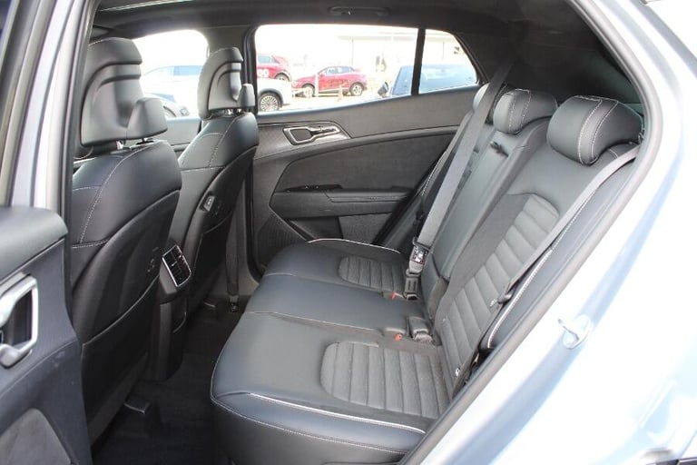 2025 Kia Sportage 1.6 H T Gdi Gt Line S Suv 5dr Petrol Hybrid Auto Euro 6 (s/s) (207 Bhp) ESTATE ...
