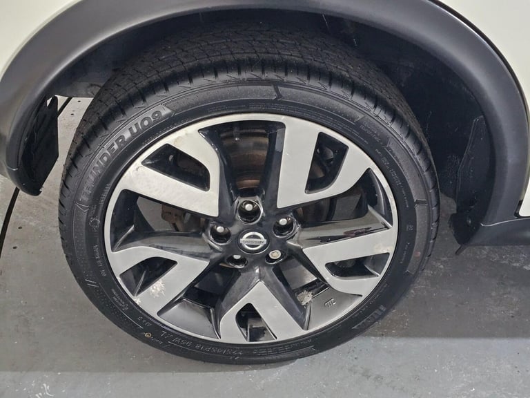 2013 Nissan Juke 1.6 n-tec Euro 5 5dr (17in Alloy) HATCHBACK Petrol Manual
