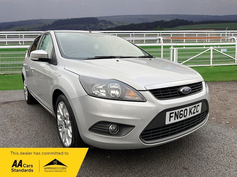 image for 2010 Ford Focus 1.6 Zetec 5dr HATCHBACK Petrol Manual