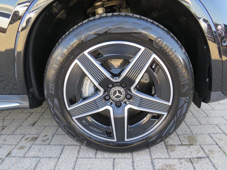 2024 Mercedes-Benz GLC GLC 300e 4Matic AMG Line 5dr 9G-Tronic ESTATE PETROL/ELECTRIC Automatic