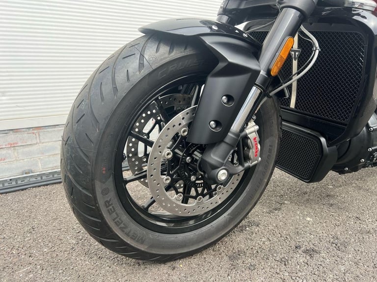 2025 Triumph Rocket 3 GT STORM Petrol black 6 Speed