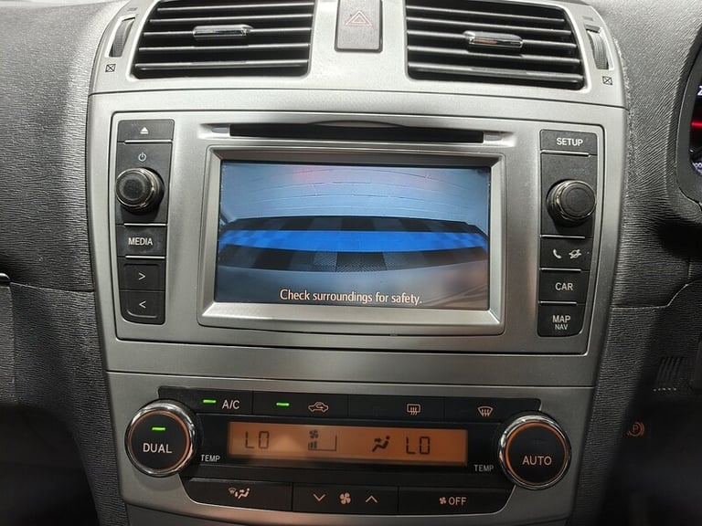 2014 Toyota Avensis D-4D Icon Business Edition Saloon Diesel Manual