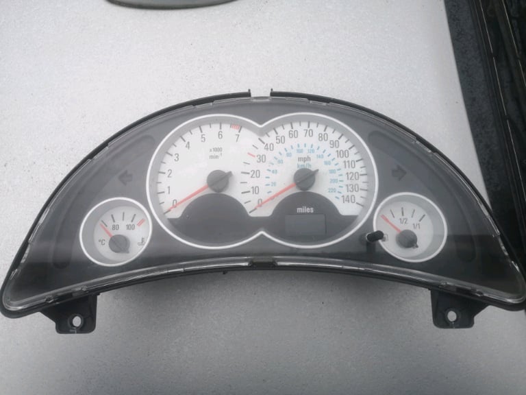 Vauxhall Corsa sxi Speedo/clocks