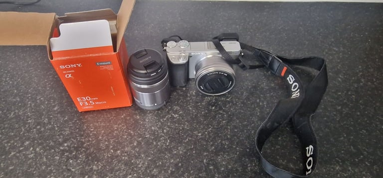 image for Sony A6400 mirrorless with F3.5 16-50mm and E30mm macro lense