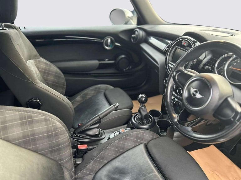 2016 MINI Convertible 1.5 Cooper D Euro 6 (s/s) 2dr CONVERTIBLE Diesel Manual