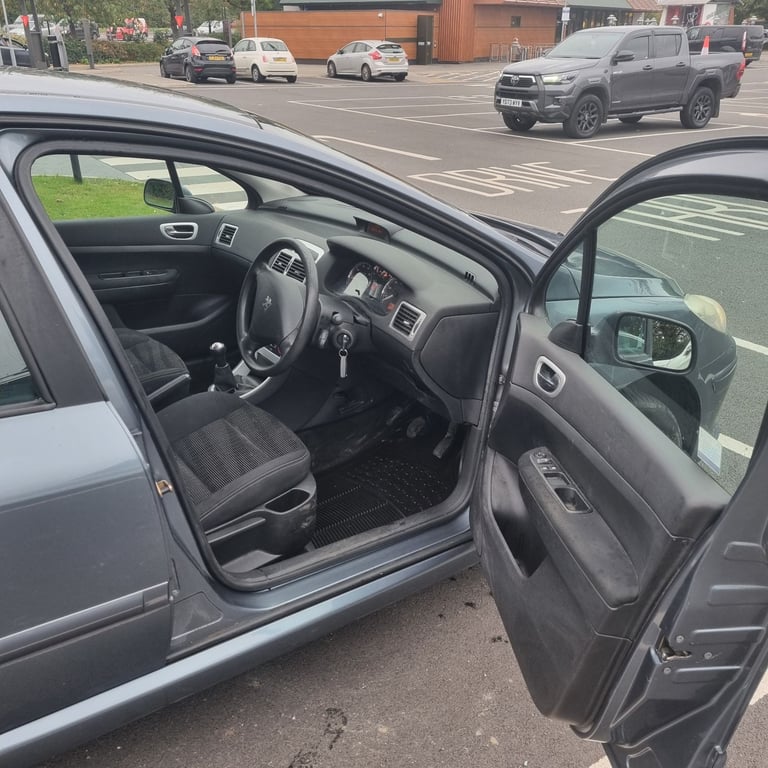 Peugeot, 307, Hatchback, 2007, Manual, 1360 (cc), 5 doors