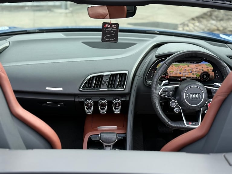 Audi R8 5.2 FSI V10 Spyder S Tronic quattro Euro 6 (s/s) 2dr