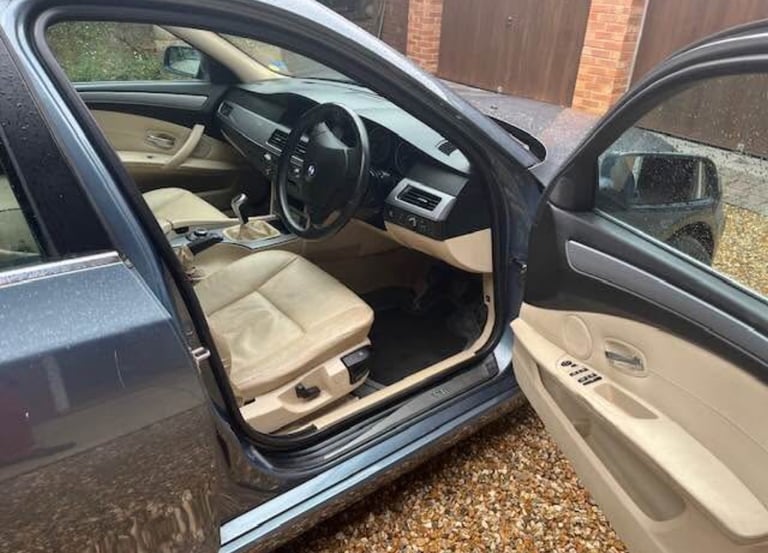 2009 BMW M5 2009 BMW M5
