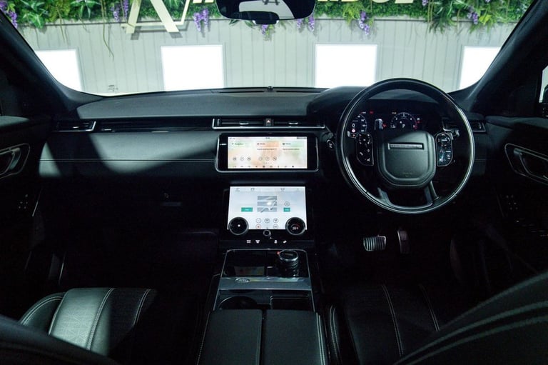 2019 Land Rover Range Rover Velar 3.0 D300 R-Dynamic HSE SUV 5dr Diesel Auto 4WD Euro 6 (s/s) (30...