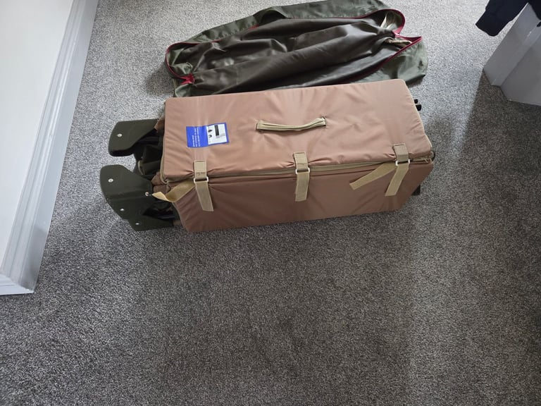 Mamas & Papas travel Cot