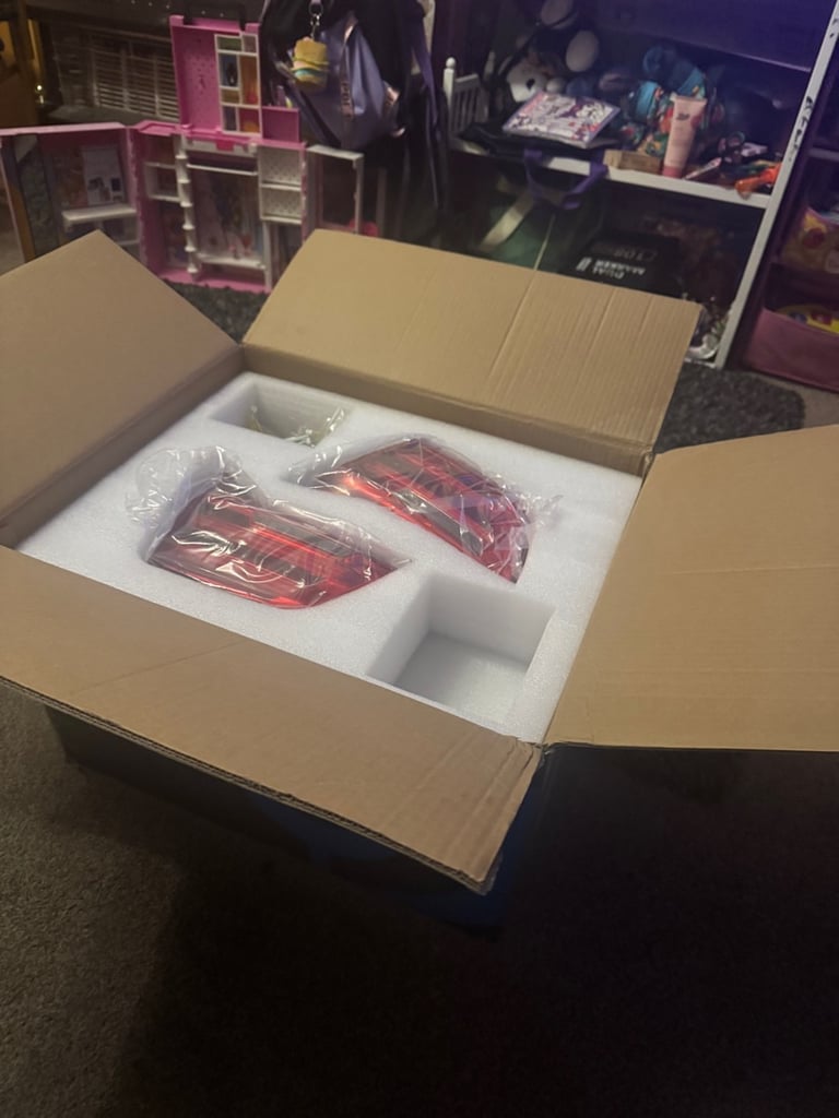 4 series- M4- F82- BMW rear lights- brand new condition as seen in photos 