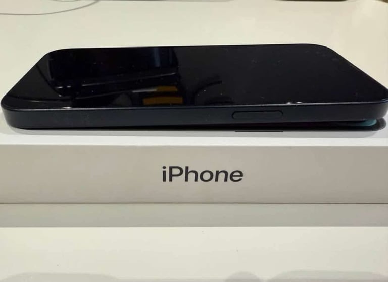 iPhone 14 128GB - Unlocked