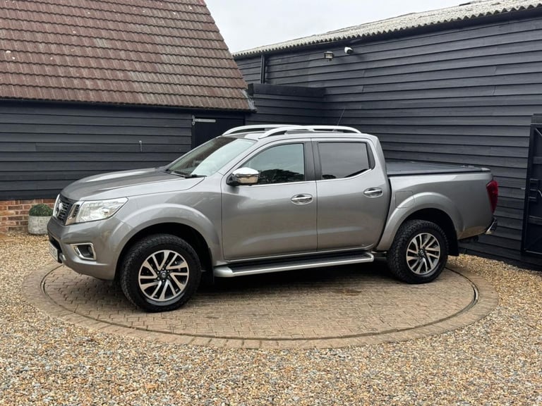 2019 Nissan Navara Double Cab Pick Up Tekna 2.3dCi 190 4WD Auto PICK UP DIESEL Automatic