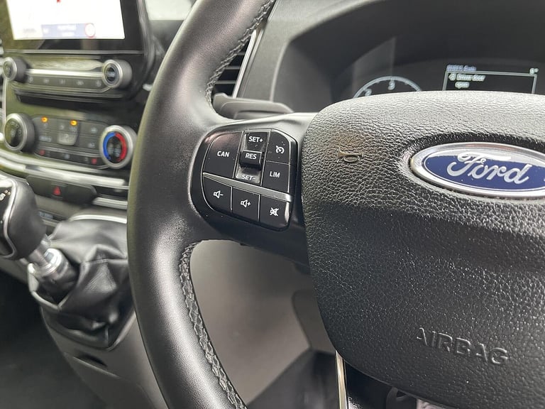 2022 Ford Tourneo Custom 2.0 320 EcoBlue MHEV Titanium L2 Euro 6 (s/s) 5dr MPV Diesel Manual