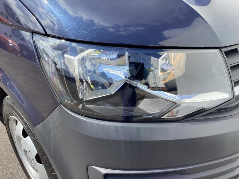 2019 Volkswagen Transporter Shuttle 2.0 TDI BlueMotion Tech S Minibus Double Cab 5dr Diesel Manua...