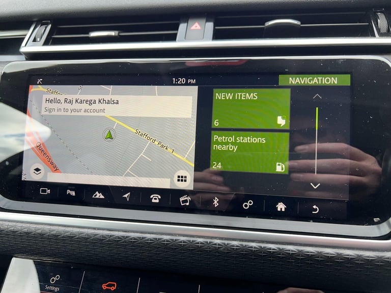 2017 Land Rover Range Rover Velar 2.0 D180 R-Dynamic S Auto 4WD Euro 6 (s/s) 5dr ESTATE Diesel Au...