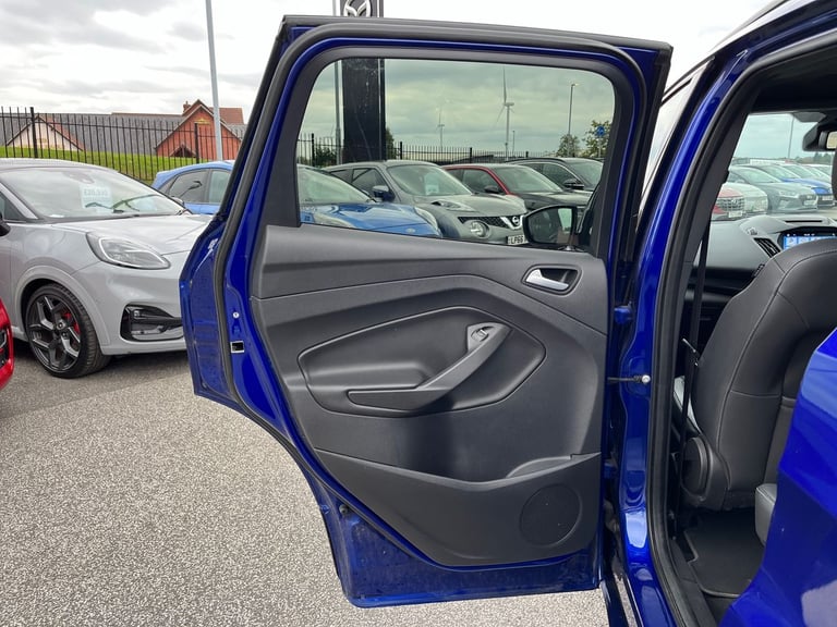 2018 Ford Kuga 2.0 TDCi 180 ST-Line 5dr Auto 4X4 DIESEL Automatic
