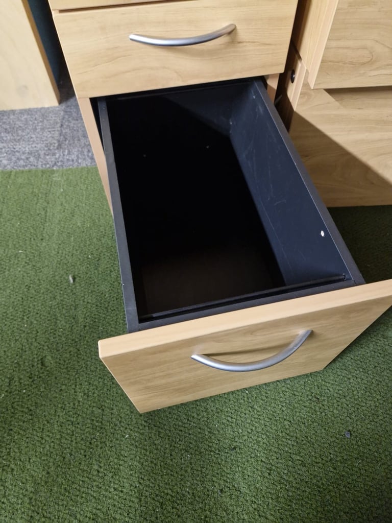 3 drawr under desk pedestal 30cm wide (30 available)