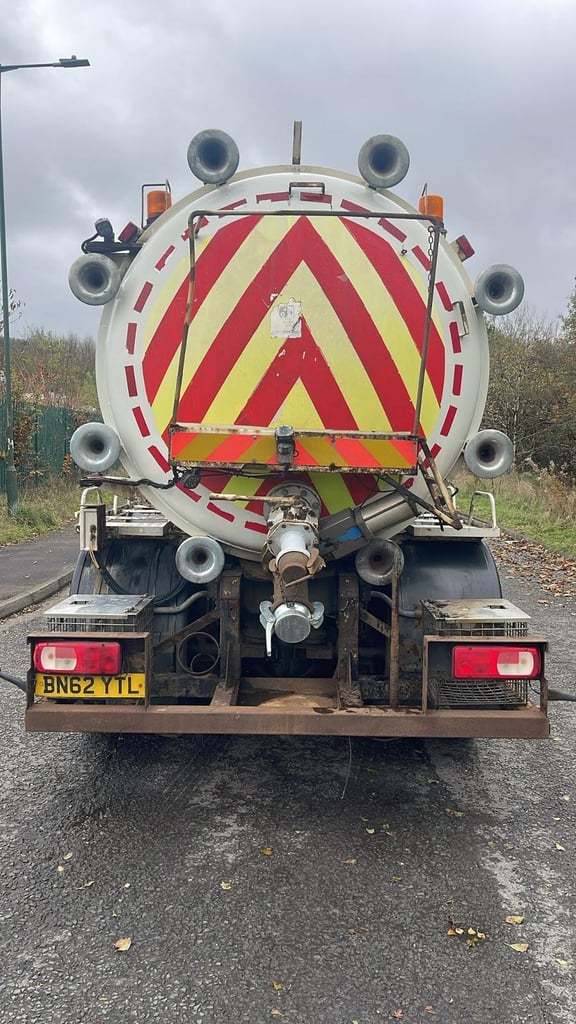 2013 (62) LEYLAND DAF CF 85 WHALE VACUUM TANKER. 32 TON GVW.  AUTO