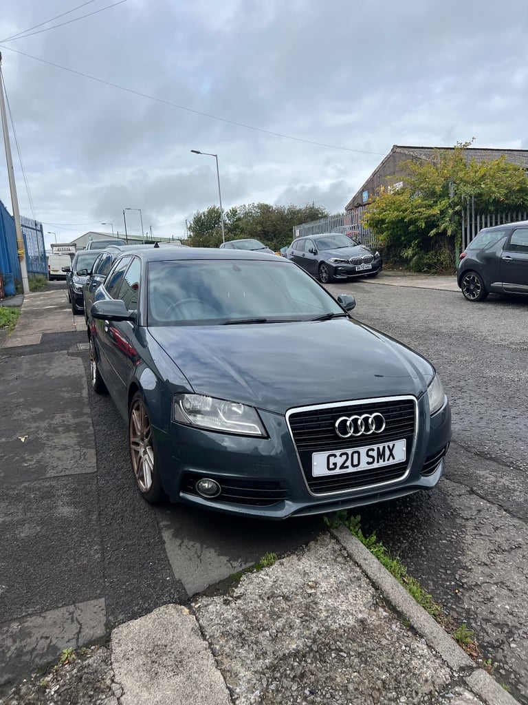 Audi, A3, Hatchback, 2012, Semi-Auto, 1968 (cc), 5 doors