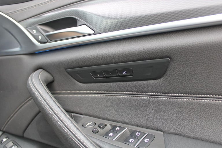 2021 BMW 5 Series 2.0 530e 12kWh M Sport Steptronic Euro 6 (s/s) 4dr SALOON Petrol/Electric Hybri...