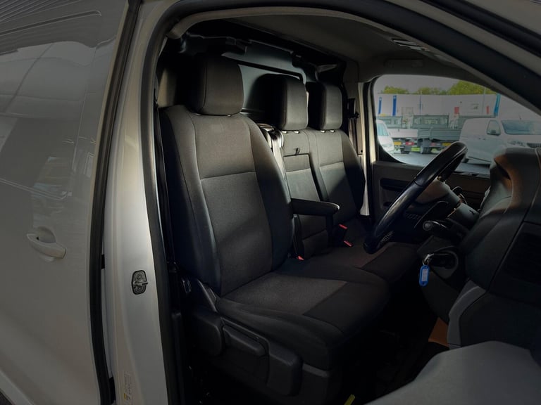 2022 Peugeot Expert 2.0 BlueHDi 1400 Asphalt Premium Standard Panel Van EAT8 MWB Euro 6 (s/s) 6 P...