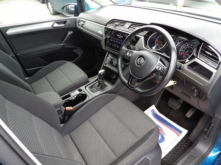 2018 Volkswagen Touran 2.0 TDI SE Family 5dr DSG MPV DIESEL Automatic