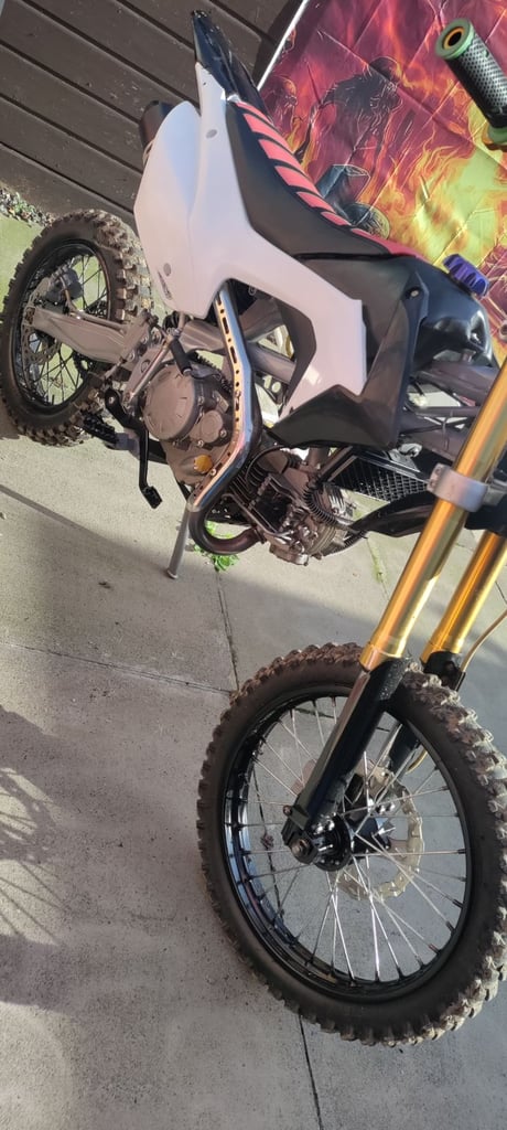 Stomp 150z pit bike