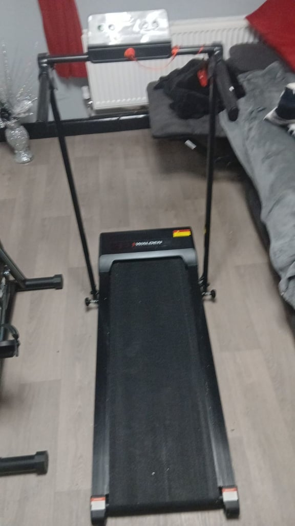 Treadmill/walking running machine and spin bike / exercise bike