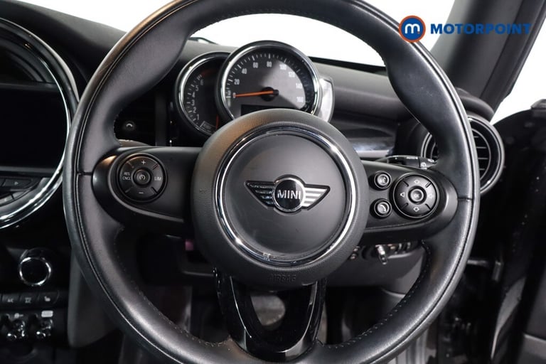 2018 MINI Hatch 1.5 Cooper II 3dr Auto [Chili-Nav-Plus Pack] Hatchback Petrol Automatic