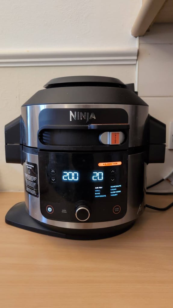 image for Ninja Foodi 11-in-1 Multi-Cooker – SmartLid, 6L Capacity.