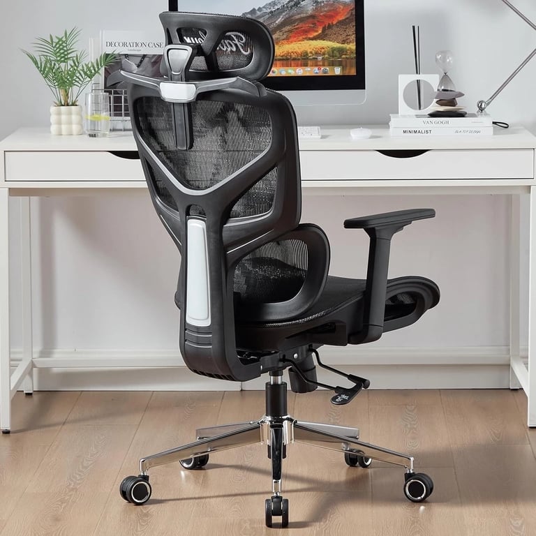 Brand new Fabuleux office chair for gaming, office or everyday pc use. 