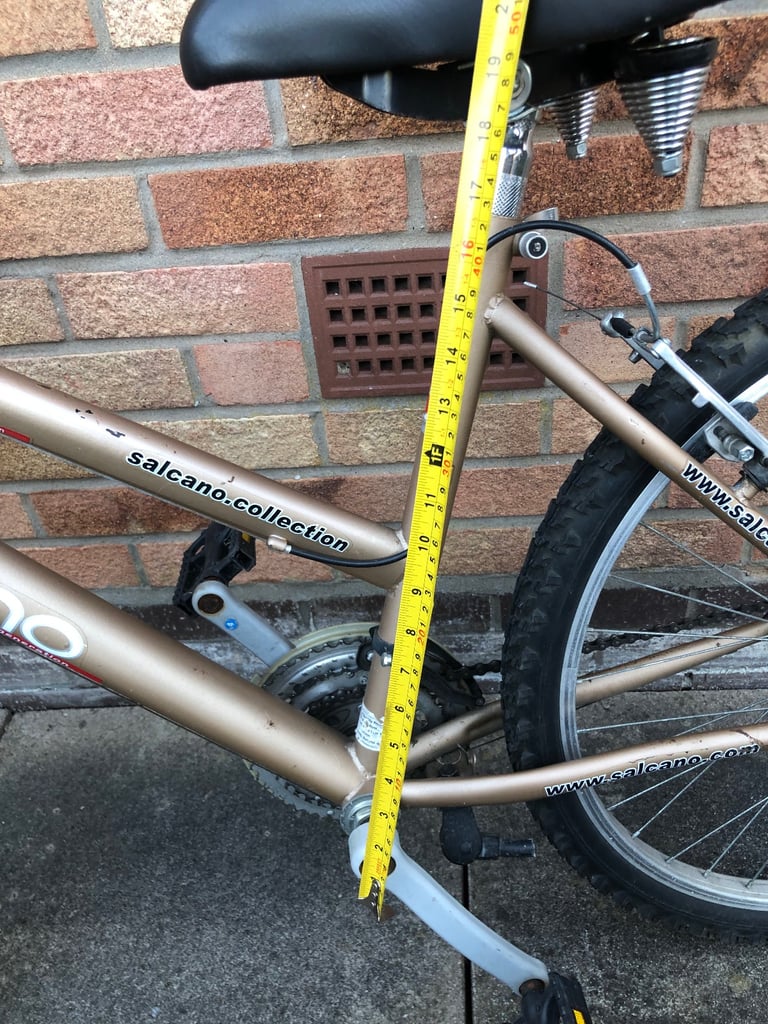 Salcano Bike Suit Junior/ Teenager/ Small Adult/ Woman’s /Girls/ Ladies Bike 26” Tyres wide seat