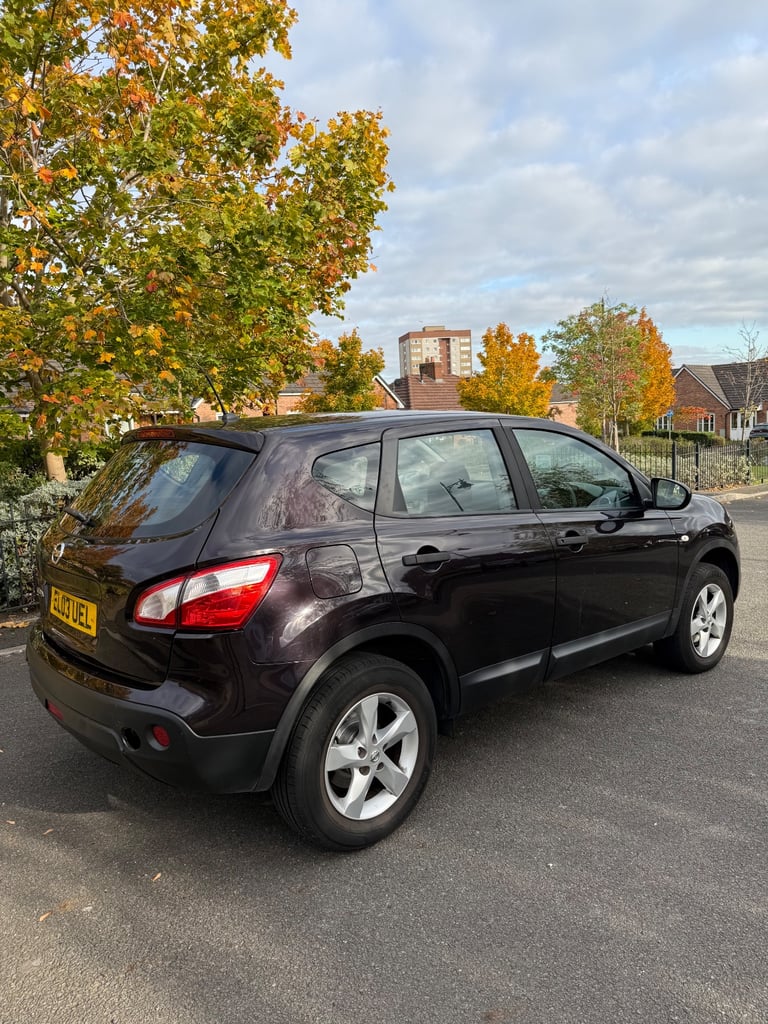 2010 Nissan QASHQAI 1.6 PETROL * Great Family Suv*
