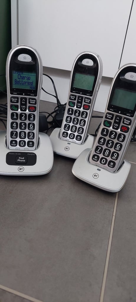 Digital phones set of 3