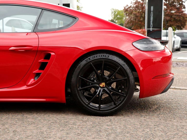 2025 Porsche Cayman 2.0 2dr PDK COUPE PETROL Automatic