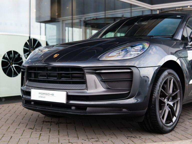 2022 Porsche Macan 2.0T T SUV 5dr Petrol PDK 4WD Euro 6 (s/s) (265 ps) Petrol