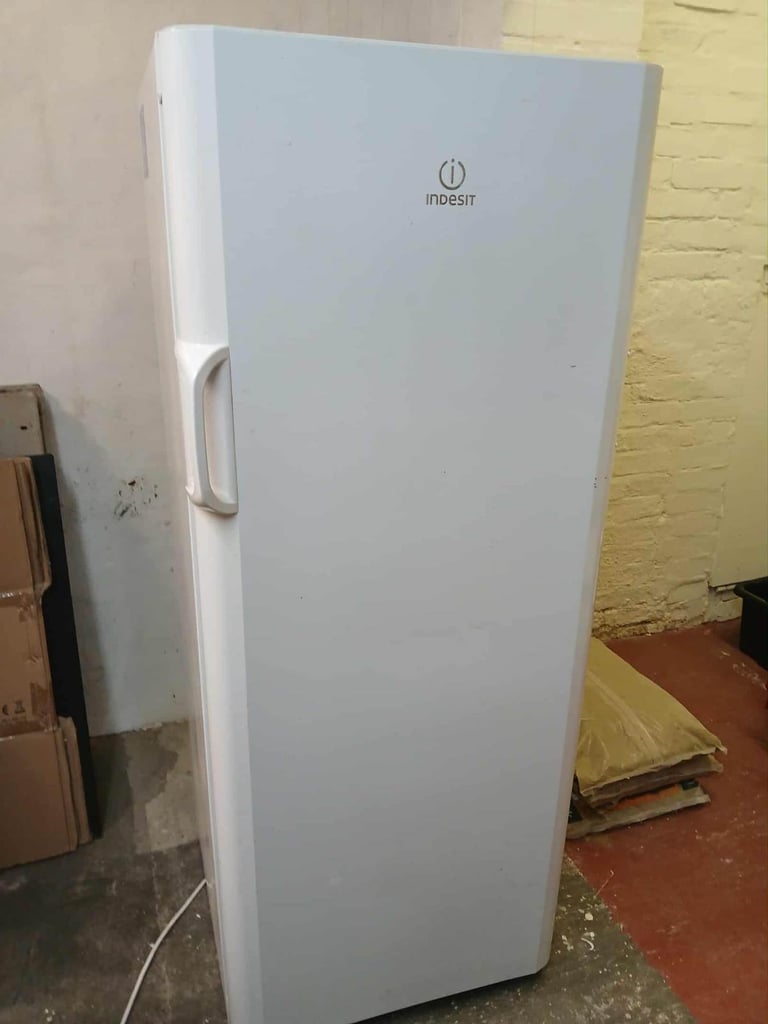image for Tall freezer 