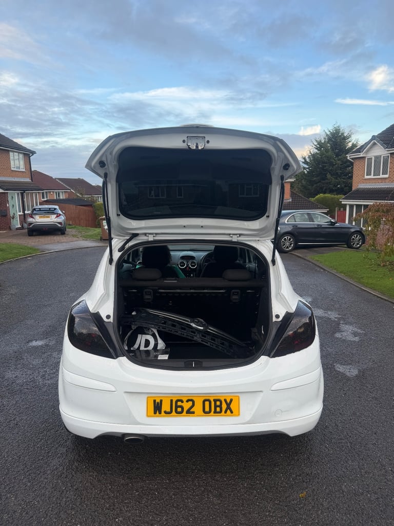 Vauxhall Corsa 1.2 Limited Edition FSH & MOT