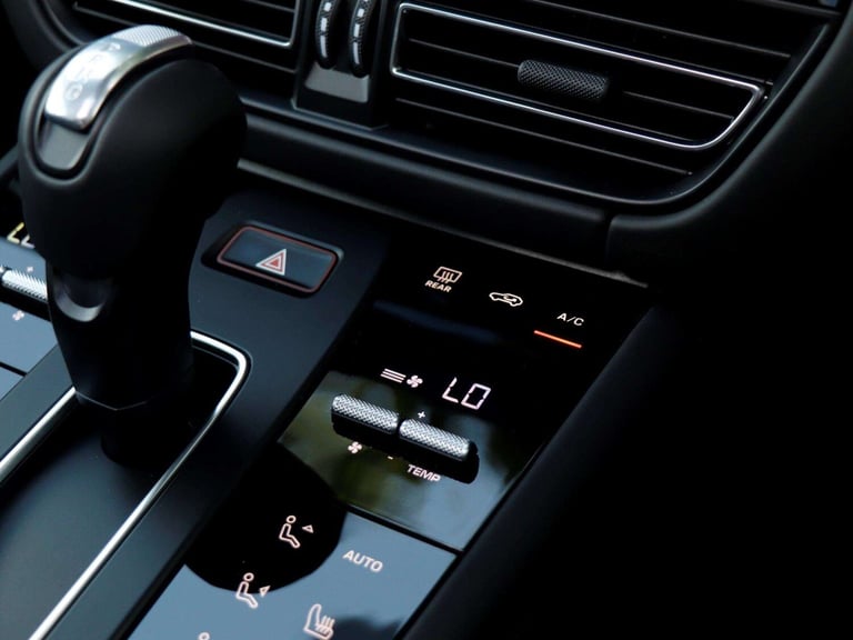 2025 Porsche Macan 5dr PDK ESTATE PETROL Automatic
