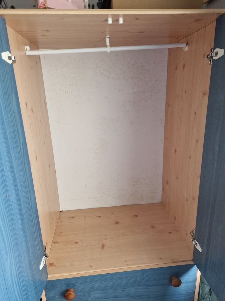 Wardrobes 