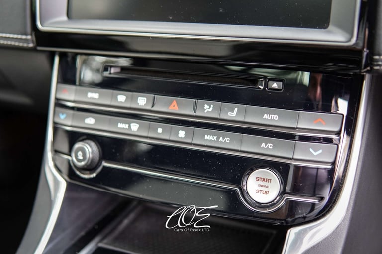 2016 Jaguar XE 2.0 XE R-Sport i Auto 4dr Saloon Petrol Automatic